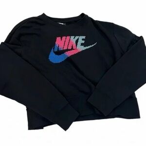 Nike Women's Black cropped crew neck sweatshirt, XS